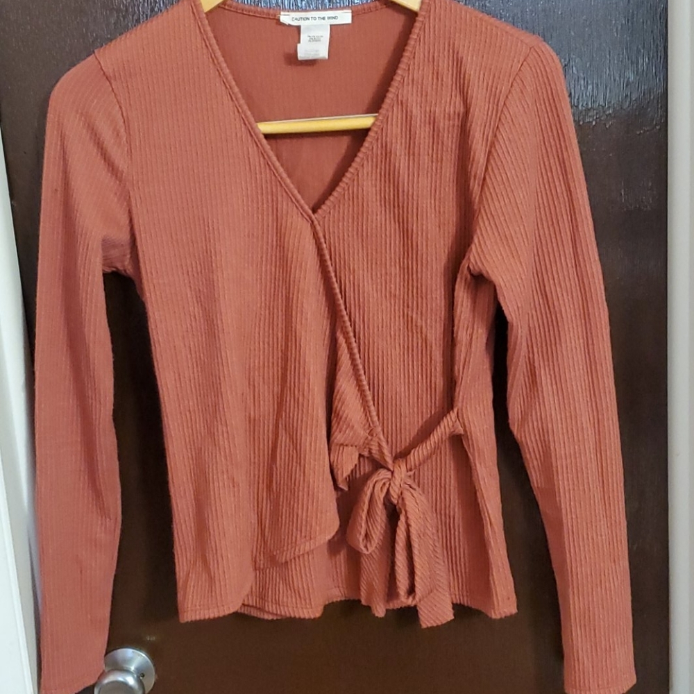 Wrap style top